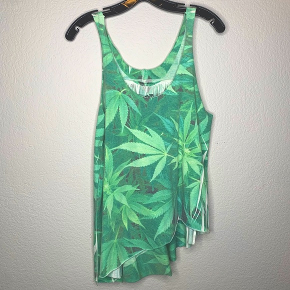 Local Celebrity Mary Jane Leaf Asymmetrical Tank